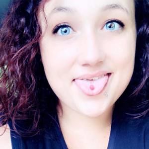 Meet your Posher, Merrie-ann